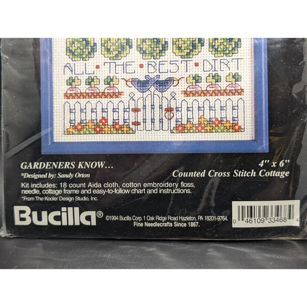 NOS Bucilla Counted Cottages Cross Stitch Kit Gardeners Garden Plant Veggies '94